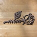 Wooden Rose “Mom” sign