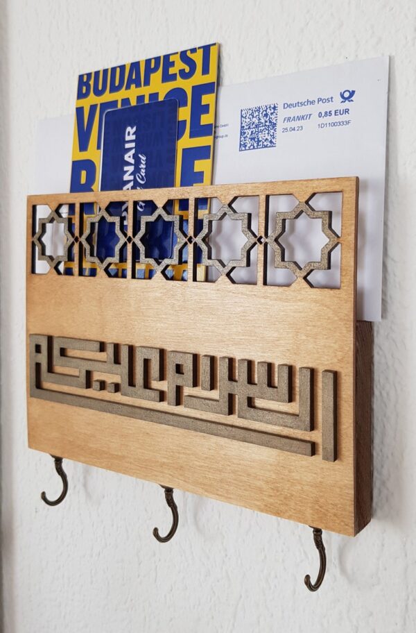 Vintage Wooden Key/Letter/Flyer Holder with Hooks by Zento Store