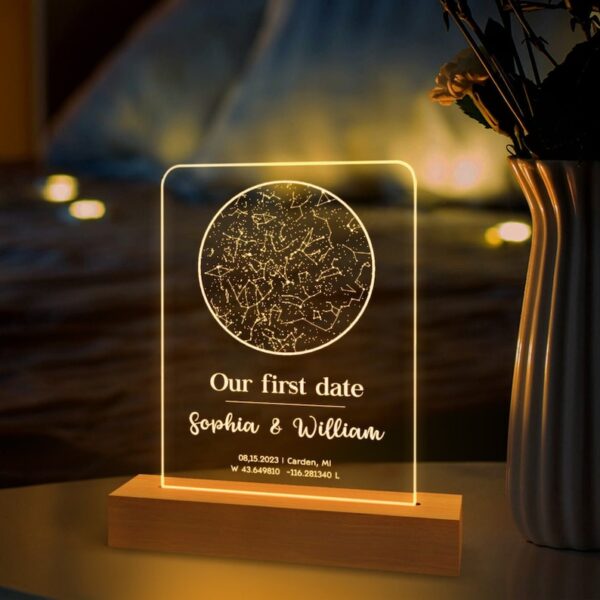 Custom Star Map Night Light - Personalized First Date Map Night Light - Anniversary Gift